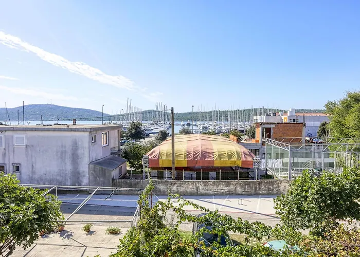 By The Sea Pirovac, Sibenik - 11824 *